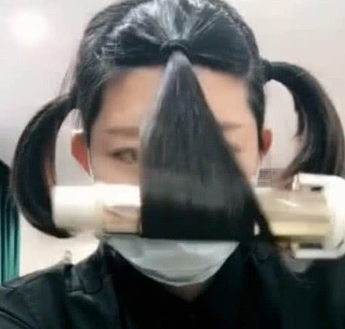 发型 美女自创“奇葩”发型,在看到成品图后,网友:安排一下!
