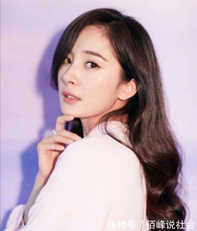 泡面 女人过了40岁,尽量少留这3款“大妈”发型,这3款发型更适合你