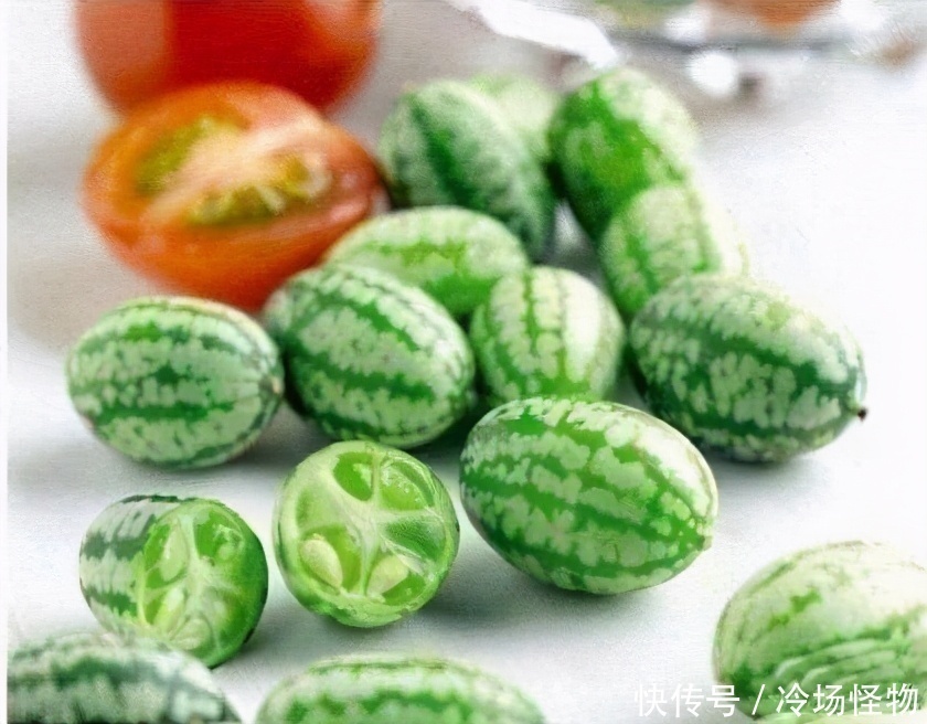 维生素人到中年想长寿,不妨多吃3种食物,排毒养颜、滋润肌肤