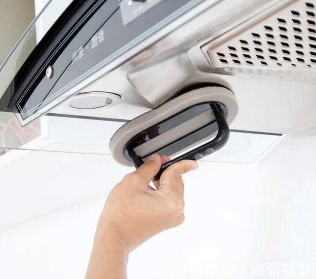 收纳|去嫂子家才知晓厨房从不摆瓶瓶罐罐,学学人家,干净整洁不占地