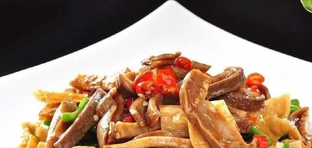 上档次的几道家常菜,简单美味,来客人时做着吃!