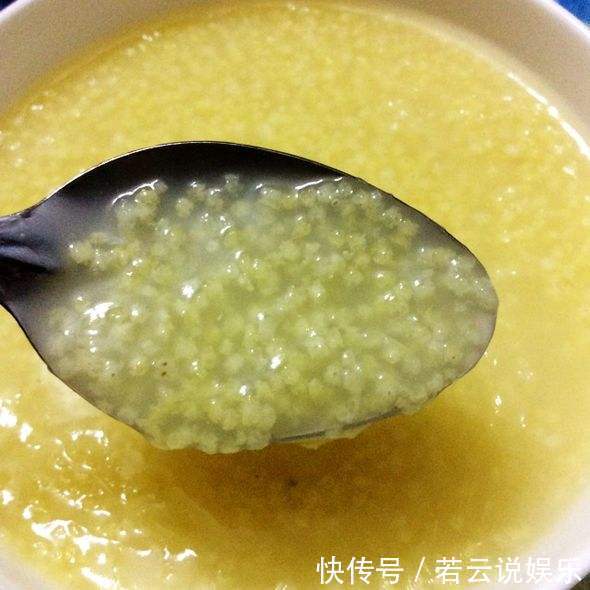 小米粥|煮小米粥时,很多人忘记了“这一步”,难怪煮出来不黏稠