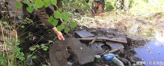 发现|有狙击步枪和子弹,俄罗斯一沼泽地中发现大量二战遗留物!