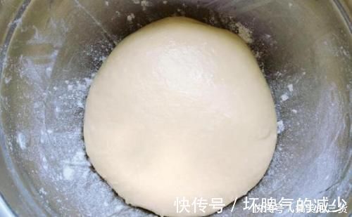 饺子皮|夏天，韭菜茴香靠边站，用它包饺子最香，3块钱1斤，我一周做2回