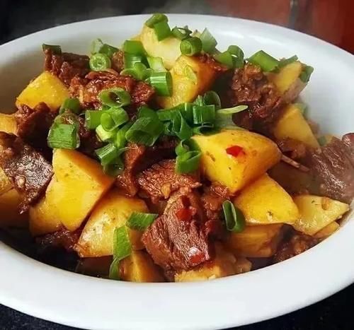 七道压得住场面的硬菜，这味道真是绝了，下酒下饭还解馋