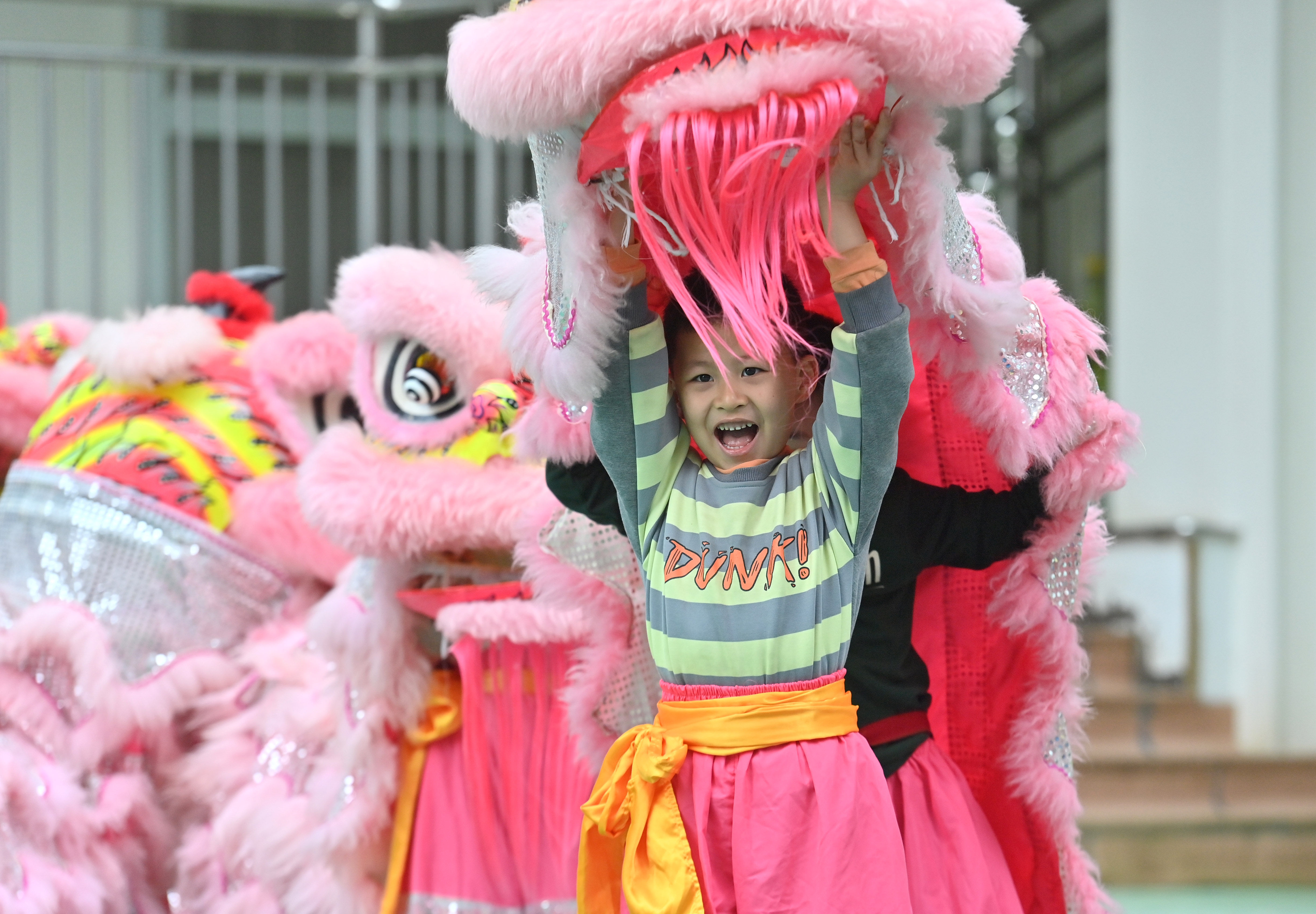 广西梧州：狮舞校园
