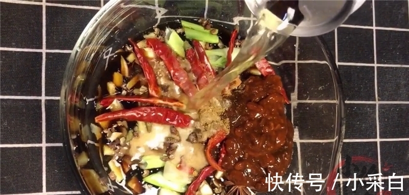 做法|吃了半辈子的鱼,第一次见这新做法,鲜嫩无腥味,一上桌就抢光