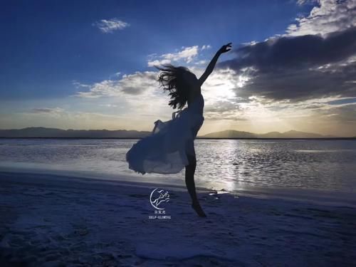 蕾丝|素人改造:从“艳俗感”到“气质女神”,一个川妹子的变化史