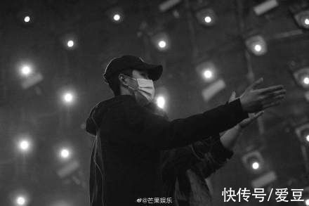 211231 今晚就可以看到王一博绝美跨年舞台了