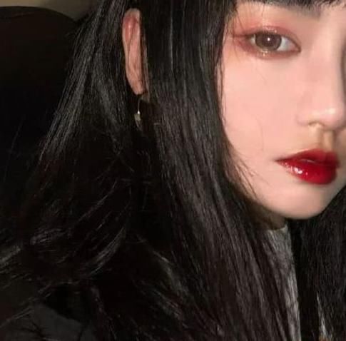 眉毛|女生脸上这3个位置,越“黑”颜值越高,很多都是“校花级别”的