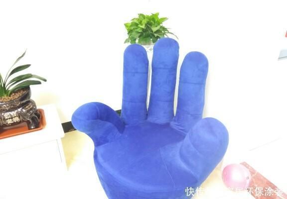 主卧|只是把卧室衣柜加长了一点，没想到小区的人都来我家模仿参观