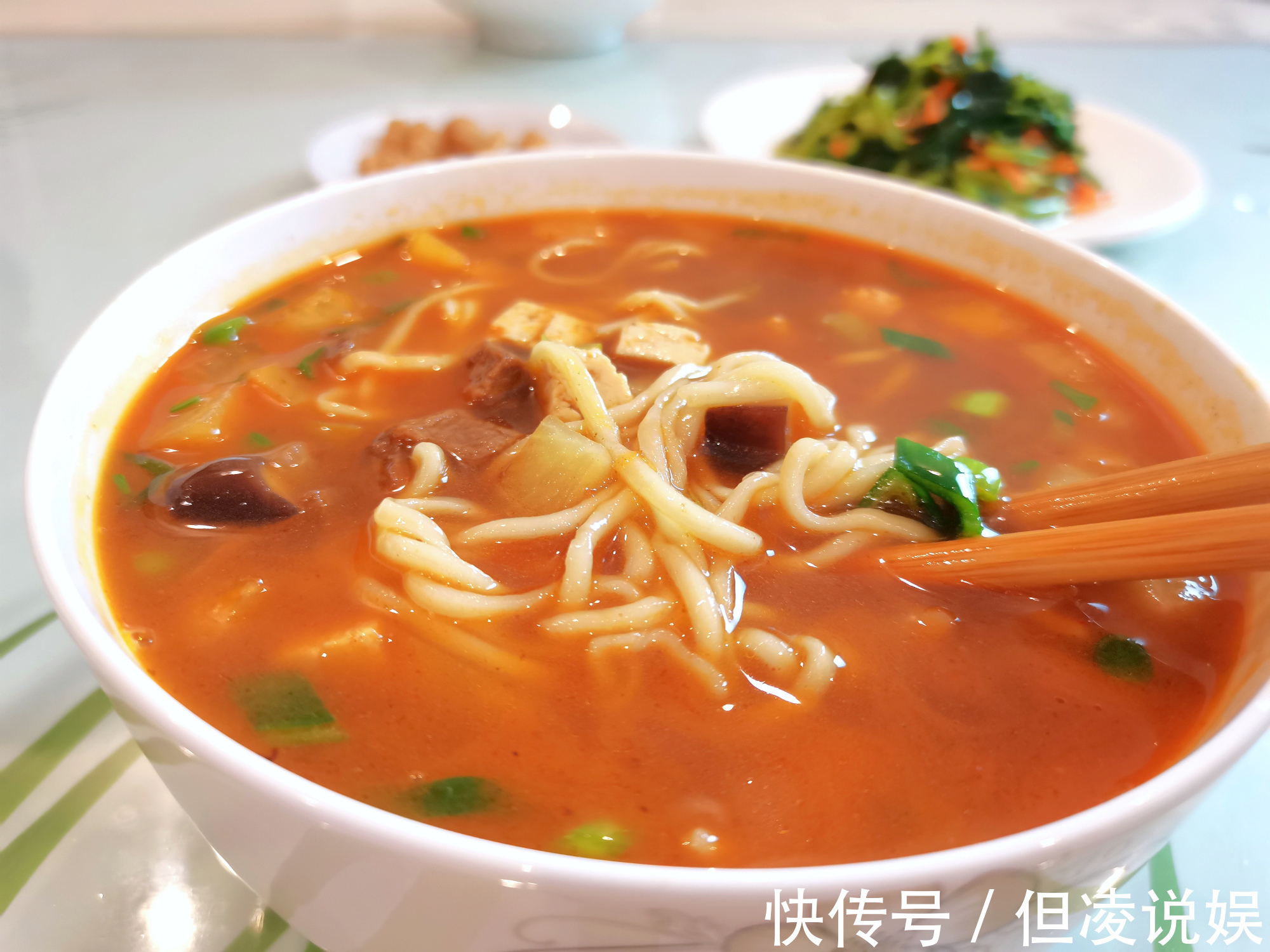 大白菜|40岁女人怎样保持身材每天这样吃晚餐，放开吃不长肉