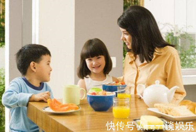 大宝|冲着大宝的颜值生二胎,结果上帝吻了老大的脸,忘了给老二留扇窗