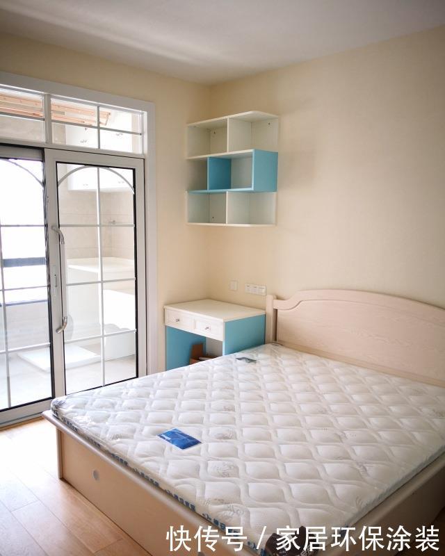 床头柜|90后夫妻的90㎡新房,处处精致复古惹人喜爱,超有格调!