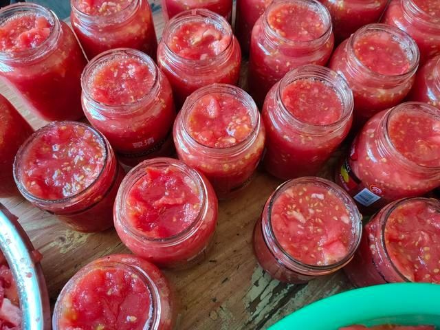 勺子|秋天应该多囤的碱性蔬菜，放到冬天都不坏，老一辈的做法真不错