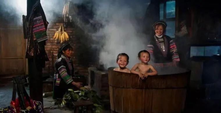 瑶浴|泡脚的时候加点它,三天逼出体内湿气,再也不用去拔罐了!