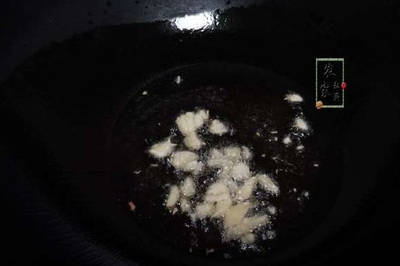 米粉|被人“嫌弃”的菜,却是女儿的最爱,用它煮粉条,酸爽开胃特别香