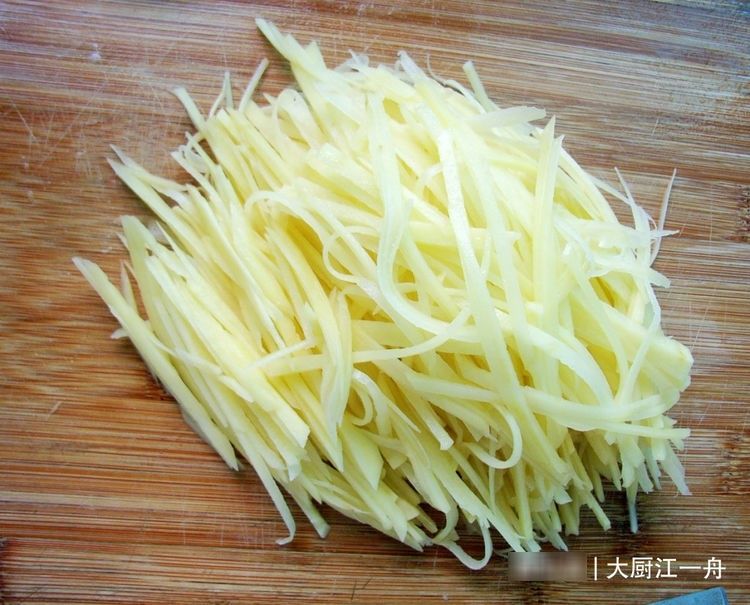 天冷后要多吃土豆,分享土豆的8种做法,煎炒拌炸样样有,真解馋