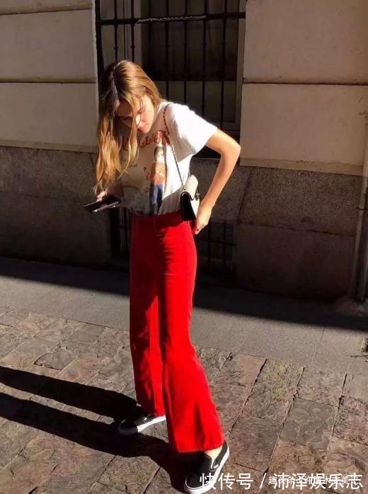 色调 女人不管什么年纪,穿衣都要远离这3种''大妈色'',显老土又掉档次