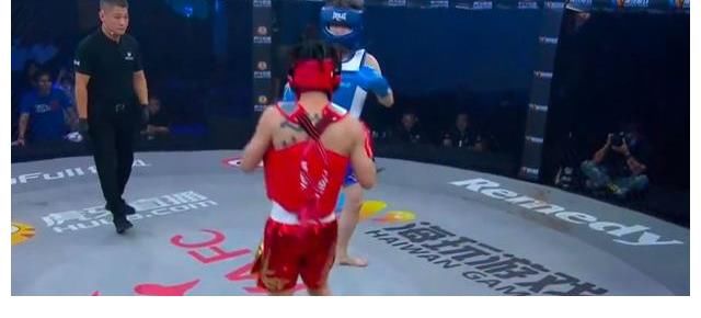 嘉年華|曹云金贏下拳賽，比賽途中竟然搞偷襲？網友：向佐不屑跟你打