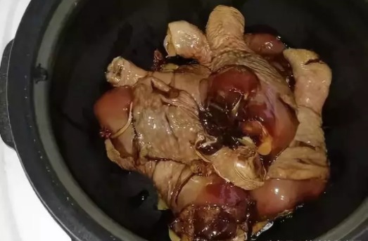 鸡腿的新做法,不用一滴油,不用一滴水,简单又美味