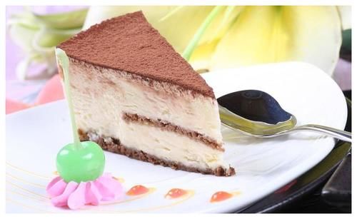 失眠|失眠越来越严重?提醒:晚餐时,这4物若忌口,或能让你倒头就睡