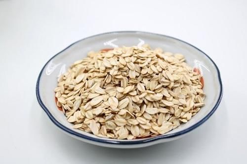 65岁后，老年人营养应满足4个“侧重点”，吃得健康少生病