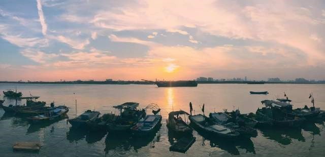 常人|中国有个奇特姓氏,不仅《百家姓》里没记载,耳朵也长得异于常人!