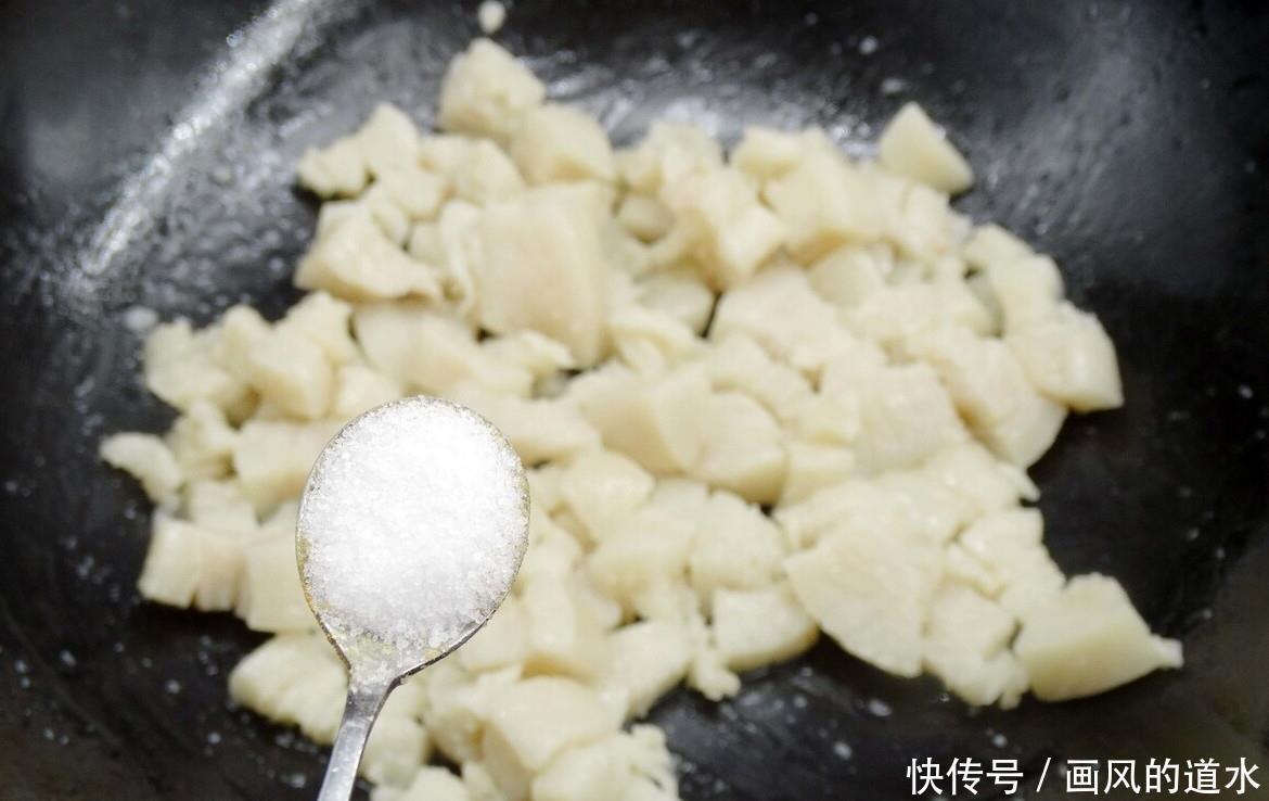 加盐|熬猪油,应该先加盐还是最后加盐?原来一直都做错了,涨知识了