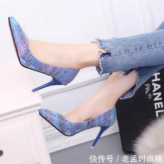怪不得一米六的闺蜜穿出女神范,原来是靠这些高跟鞋,太洋气了