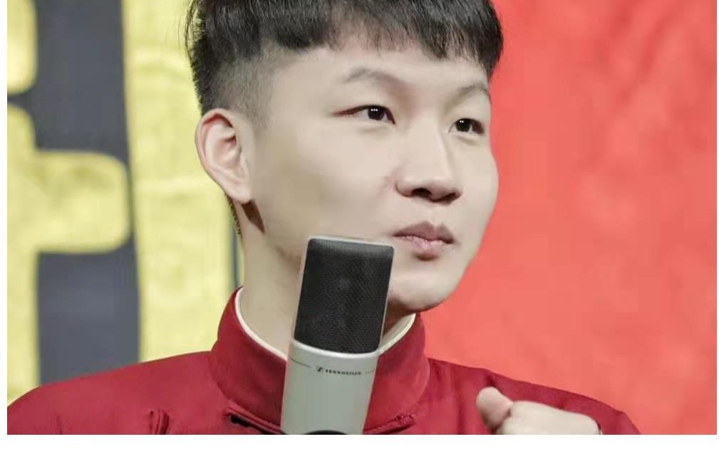 《德云斗笑社》第二季劉筱亭首場相聲，“廢話文學”算卦戳笑點