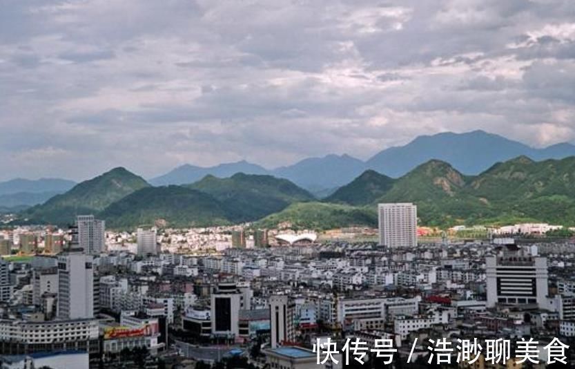 县级市|中国这三座城市以名山来命名，游客却是看山不看城，看看你来过吗