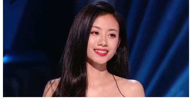 2021《好聲音》冠軍夜，廖昌永和陳文菲合唱，網(wǎng)友-不愧是國家隊(duì)