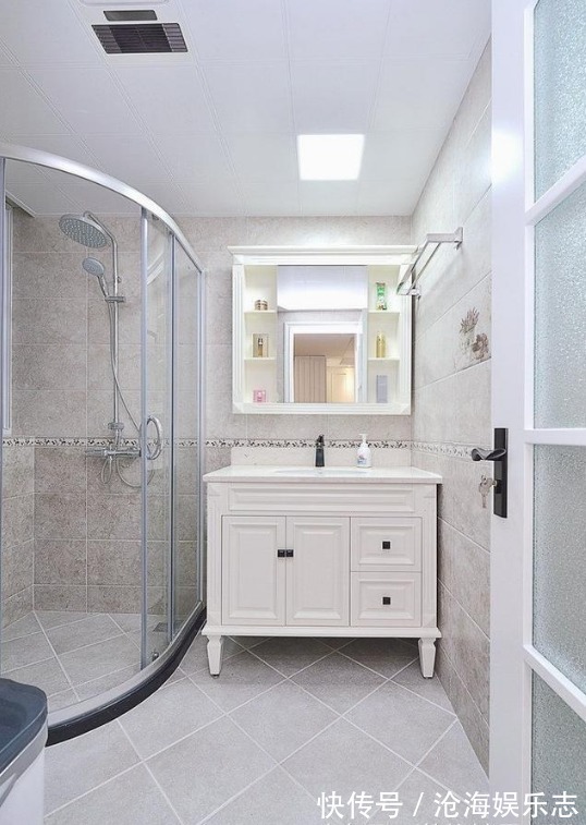 储物空间|小户型阳台别浪费,这样设计能储物、能休息,轻松多出几平米