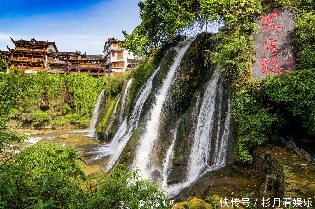 吊脚楼|“悬在空中”的古镇，位于湖南湘西，已经美了两千多年！