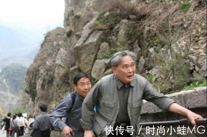 美国西达克瑞斯特学院|中老年长寿,显年轻的17个现象