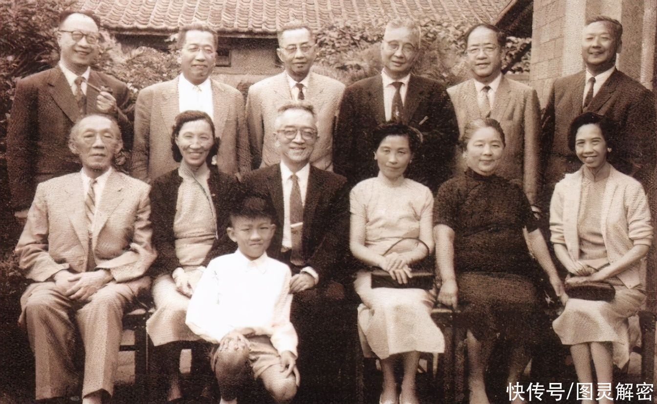 别人|梁实秋:与发妻恩爱50年,发妻去世后,转头给别人写90封情书