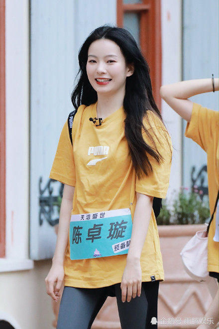 硬糖少女303正式成团,徐艺洋只关注两人,姜贞羽陈卓璇姐妹情深