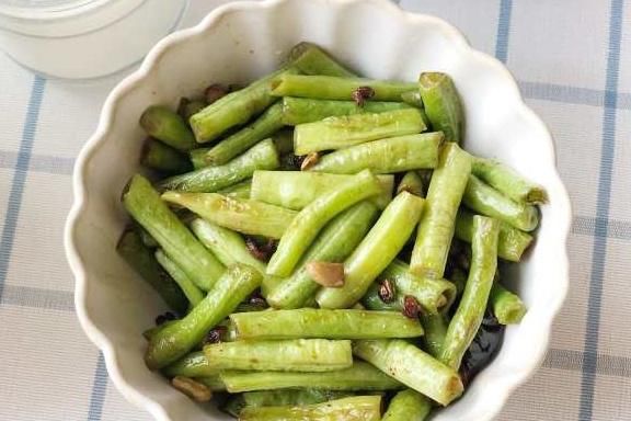 营养均衡|夏季，一家三口的早餐，连续7天不重样，营养均衡，网友：想蹭饭