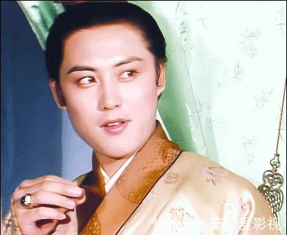 桃花眼@这6位男星“桃花眼”太美了!含情脉脉中透着灵动,天生自带苏感