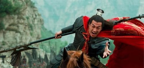 吕布|三国中,只有四将敢与吕布单挑,有一将吕布都怕