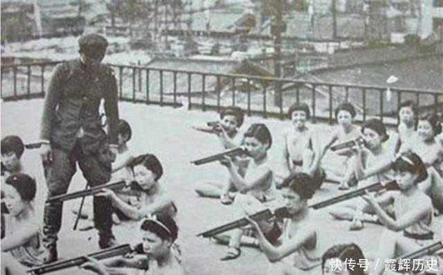 日军|日本投降后,苏联如何处理日本女兵至今让日军胆寒