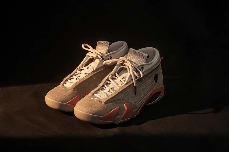 死亡之吻复刻实物曝光？CLOT的新年厚礼收好！