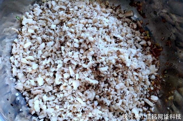  吃饺子，啥馅也不如它好吃，鲜香多汁胃舒服，可惜很多人不知道