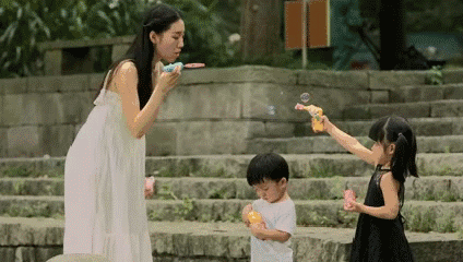 想哥|“儿子的脸被同学打到破相” ,这位妈妈的做法,连老师都甘拜下风