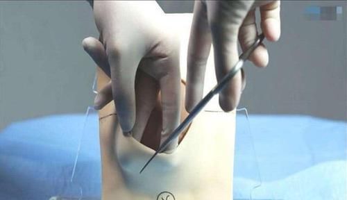 顺产有多“考验”妈妈90后产妇直言没得商量,我不要顺产