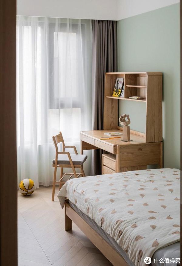 衣柜|成都夫妇155㎡的家,仅凭一个客厅就圈粉无数,不要电视墙太香了