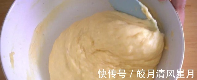 浸奶式面包从未吃过这样的面包，外形丑，口感比蛋糕还软嫩！