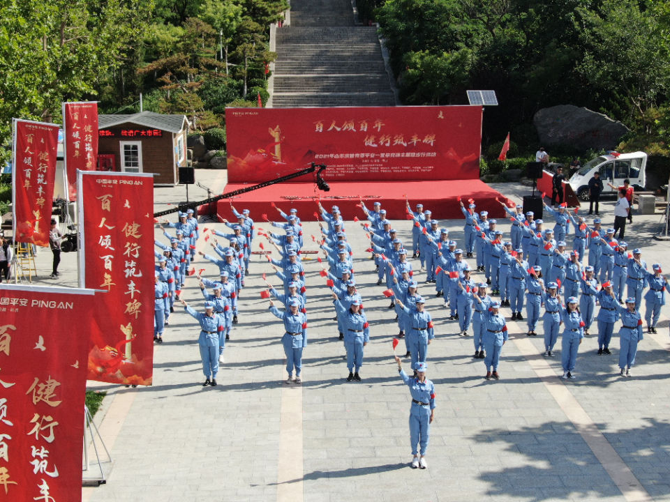 红色|致敬建党百年，百人共同演绎红色主题5分钟快闪