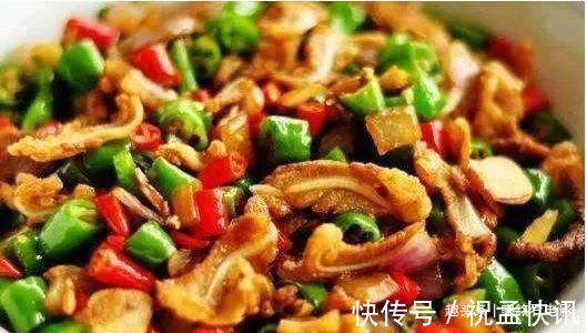 洋葱|美食推荐红烧排骨、川味椒香脆骨、泡菜炒五花肉、蛋香豆腐做法